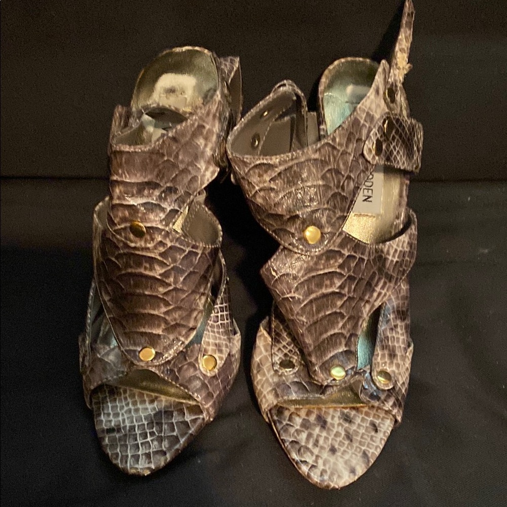 Steve Madden Brown Heels with Snakeskin Texture